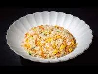 Arroz salteado con salmón