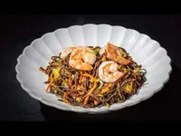 Soba con gambas