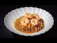 Fideos de cristal con gambas