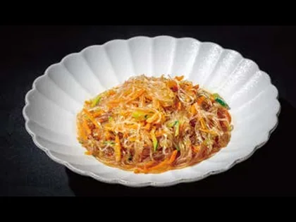 Fideos de cristal con verduras