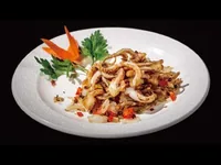 Calamares con sal y pimienta