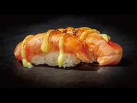 Salmón flameado