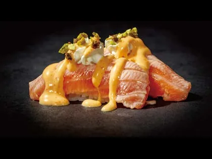 Salmón flameado TOKi