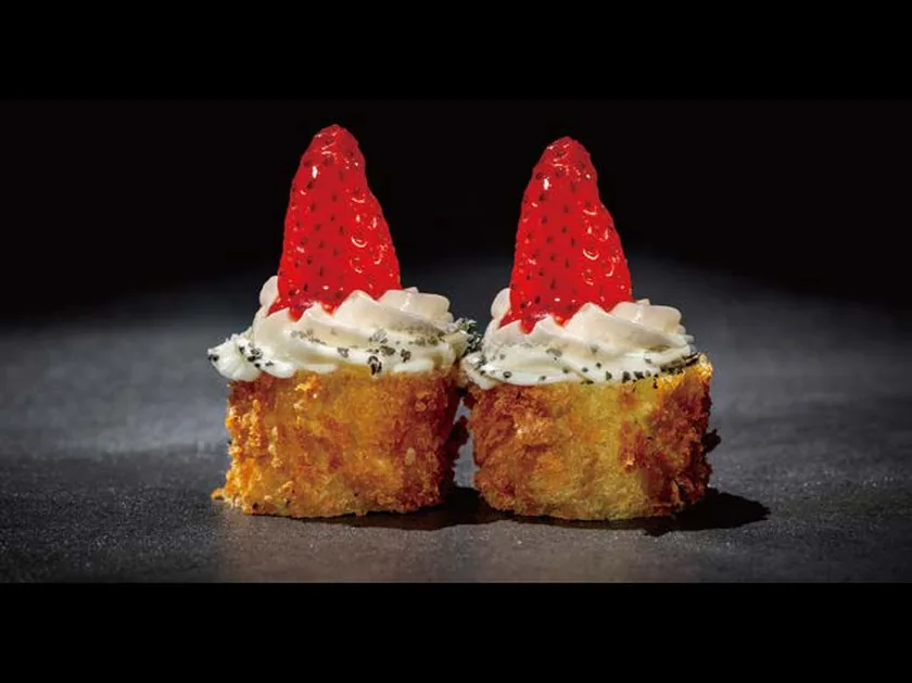 Hosomaki frito de fresa